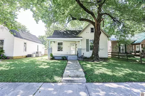 1722 Harrison St, Paducah, KY 42001