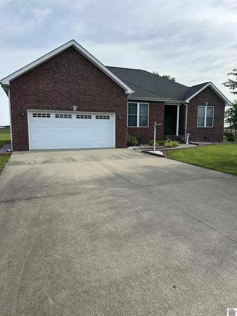 2238 Mitchell, Murray, KY 42071