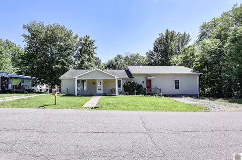 2105 Homewood Ave, Paducah, KY 42003