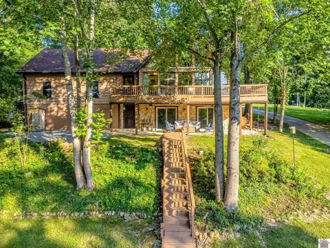 403 Morning Glory Dr, Cadiz, KY 42211