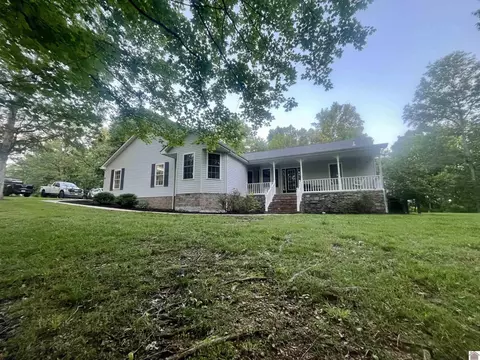 121 Idlewild Ln, Benton, KY 42025