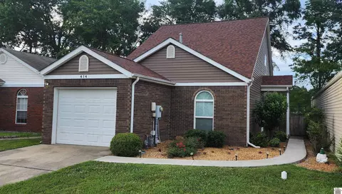 414 Chantilly Dr, Murray, KY 42071 photo 3