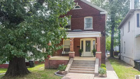 1568 Jefferson St, Paducah, KY 42001