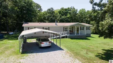 793 Cohoon Rd, Murray, KY 42071