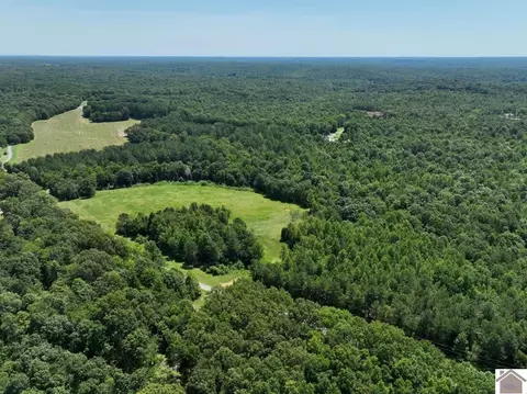 000 Rockcastle Springs Rd, Cadiz, KY 42211