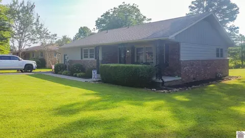 200 Ridge Ln, Paducah, KY 42003