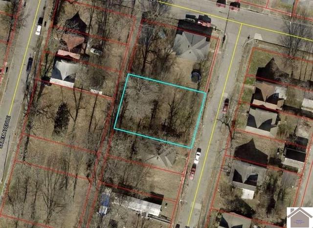 1209 Hampton Ave, Paducah, KY 42001