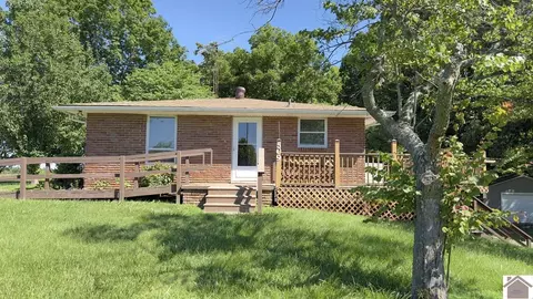 509 Dyke Rd, Benton, KY 42025