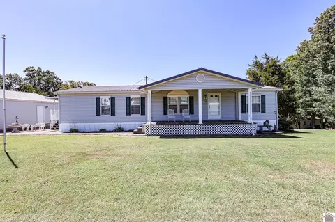28 Whippoorwill Dr, Gilbertsville, KY 42044