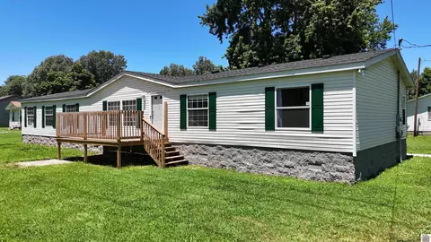 448 E 4th St, La Center, KY 42056