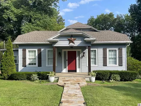 3613 Central Ave, Paducah, KY 42001
