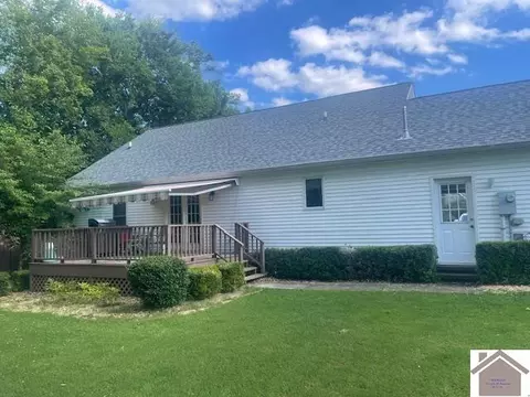 1602 Tabard Dr, Murray, KY 42071 photo 3