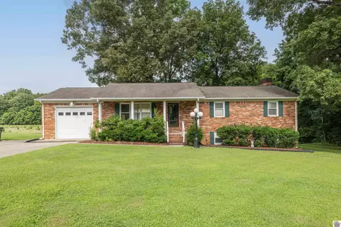 1957 Coopertown Rd, Murray, KY 42071