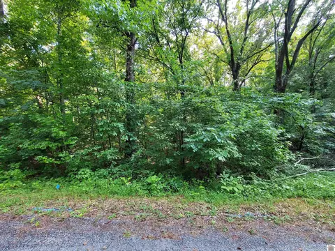 Windsong Circle, Murray, KY 42071