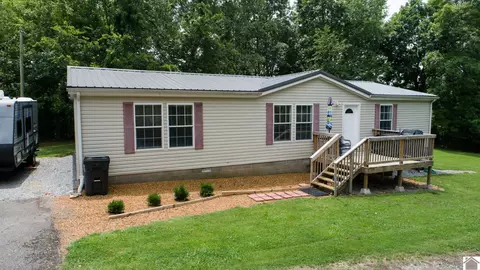 667 Union Ridge Rd, Benton, KY 42025
