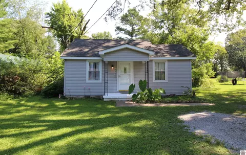 726 36th St, Paducah, KY 42001