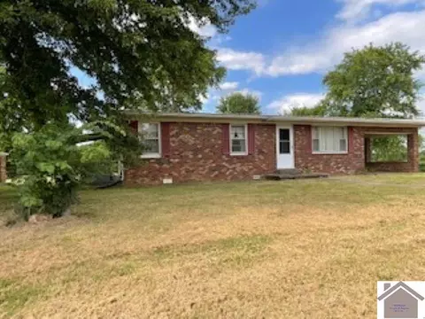 5874 St Rt 339, Mayfield, KY 42066