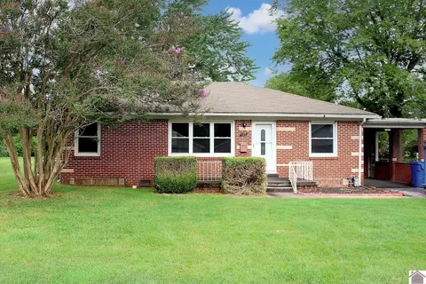 107 N 17th St, Murray, KY 42071