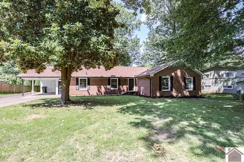 153 Kennedy Rd, Paducah, KY 42001