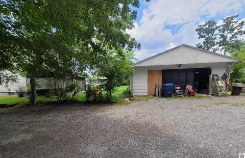 516 E 12th St, Benton, KY 42025 photo 9