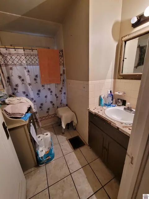 516 E 12th St, Benton, KY 42025 photo 3