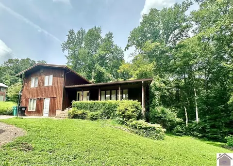 110 Hospital Dr, Cadiz, KY 42211