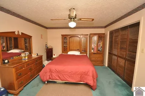 340 Longview Dr, Paducah, KY 42001 photo 9