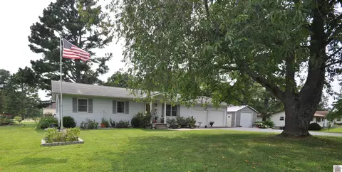 23 Dogwood Pl, Benton, KY 42025