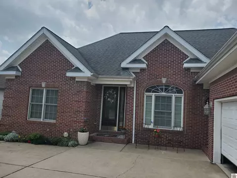 170 Spring Valley Cv, Paducah, KY 42003