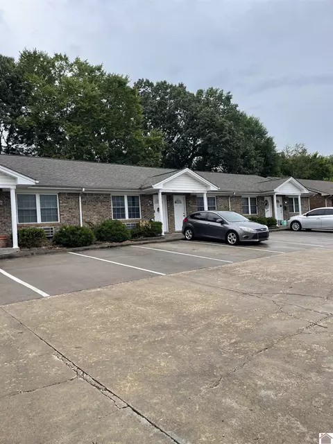 1723 1725 Brooklyn Dr, Murray, KY 42071