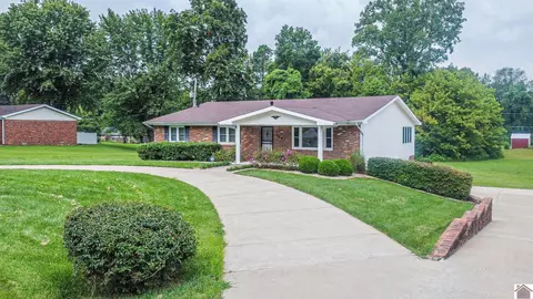 105 Rebecca Ln, Paducah, KY 42001
