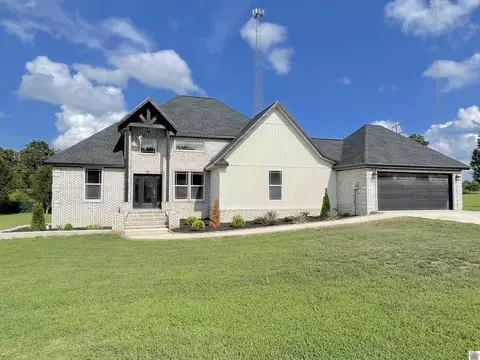 1108 Cindy Ln, Mayfield, KY 42066