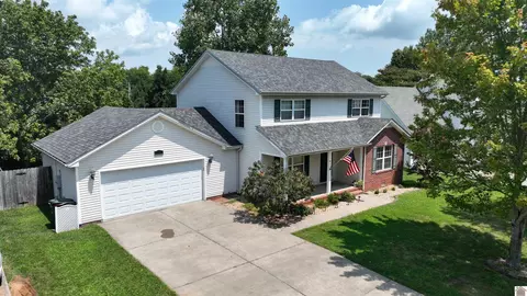 916 Wing Tip Cir, Hopkinsville, KY 42240