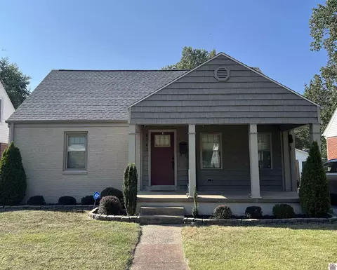 2563 Clay St, Paducah, KY 42001