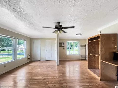 330 N 5th St, Murray, KY 42071 photo 7