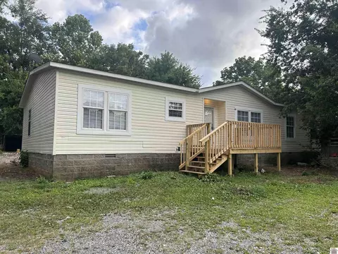 7827 W Us Highway 68, Benton, KY 42025