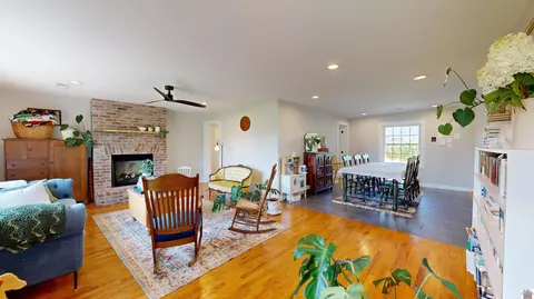 585 Rayburn Rd, Murray, KY 42071 photo 4