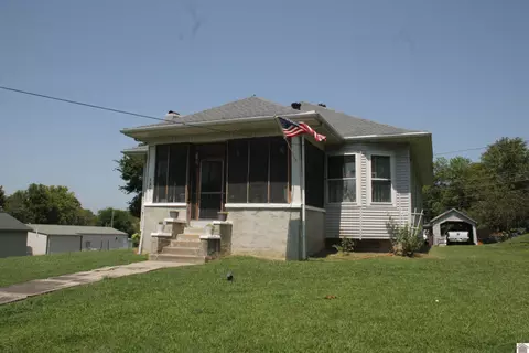 520 Court St, Smithland, KY 42081