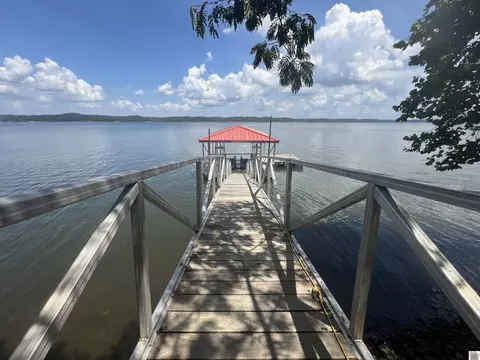 240 Weekend Ln, Murray, KY 42071 photo 5