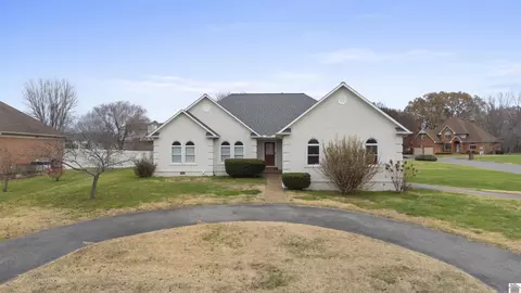 2114 Country Rd, Murray, KY 42071