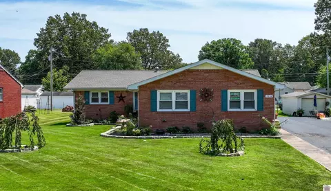 2416 Harrison St, Paducah, KY 42001