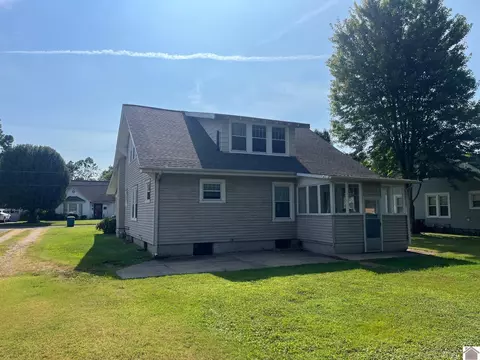 727 S 2nd St, Mayfield, KY 42066 photo 2