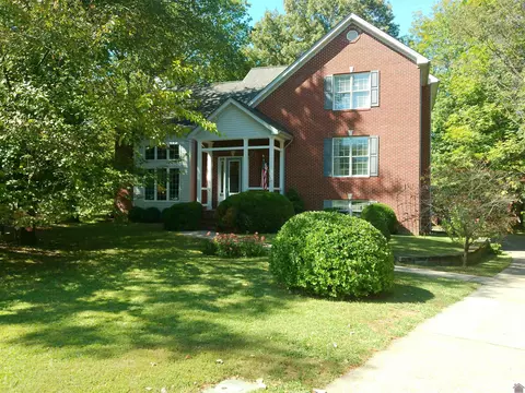 227 Canterbury Cv, Paducah, KY 42001
