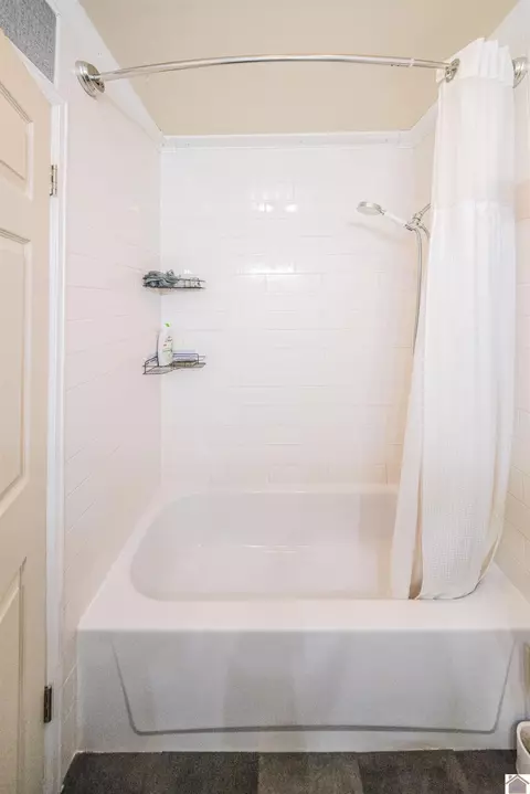 200 E 18th St, Benton, KY 42025 photo 14