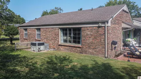 200 E 18th St, Benton, KY 42025 photo 27