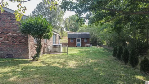 200 E 18th St, Benton, KY 42025 photo 26