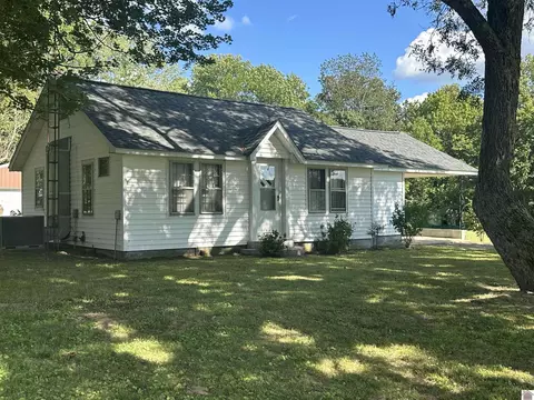 6140 St Rt 381, Sedalia, KY 42079