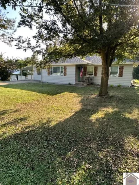 8545 Old Mayfield Rd, Paducah, KY 42003