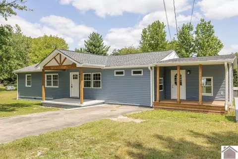 866 N Sutton Ln, Mayfield, KY 42066 photo 3