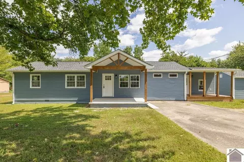 866 N Sutton Ln, Mayfield, KY 42066